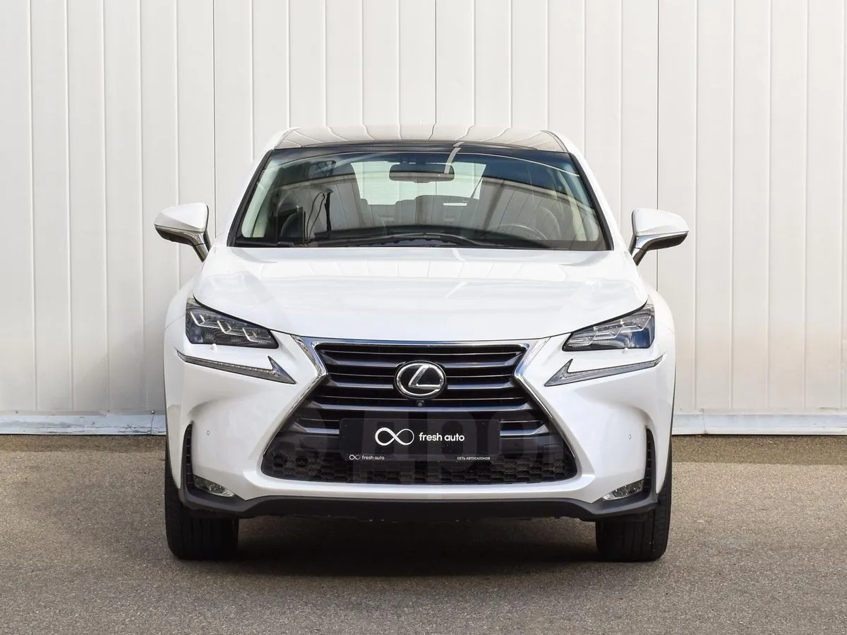 Lexus NX200t Image 3